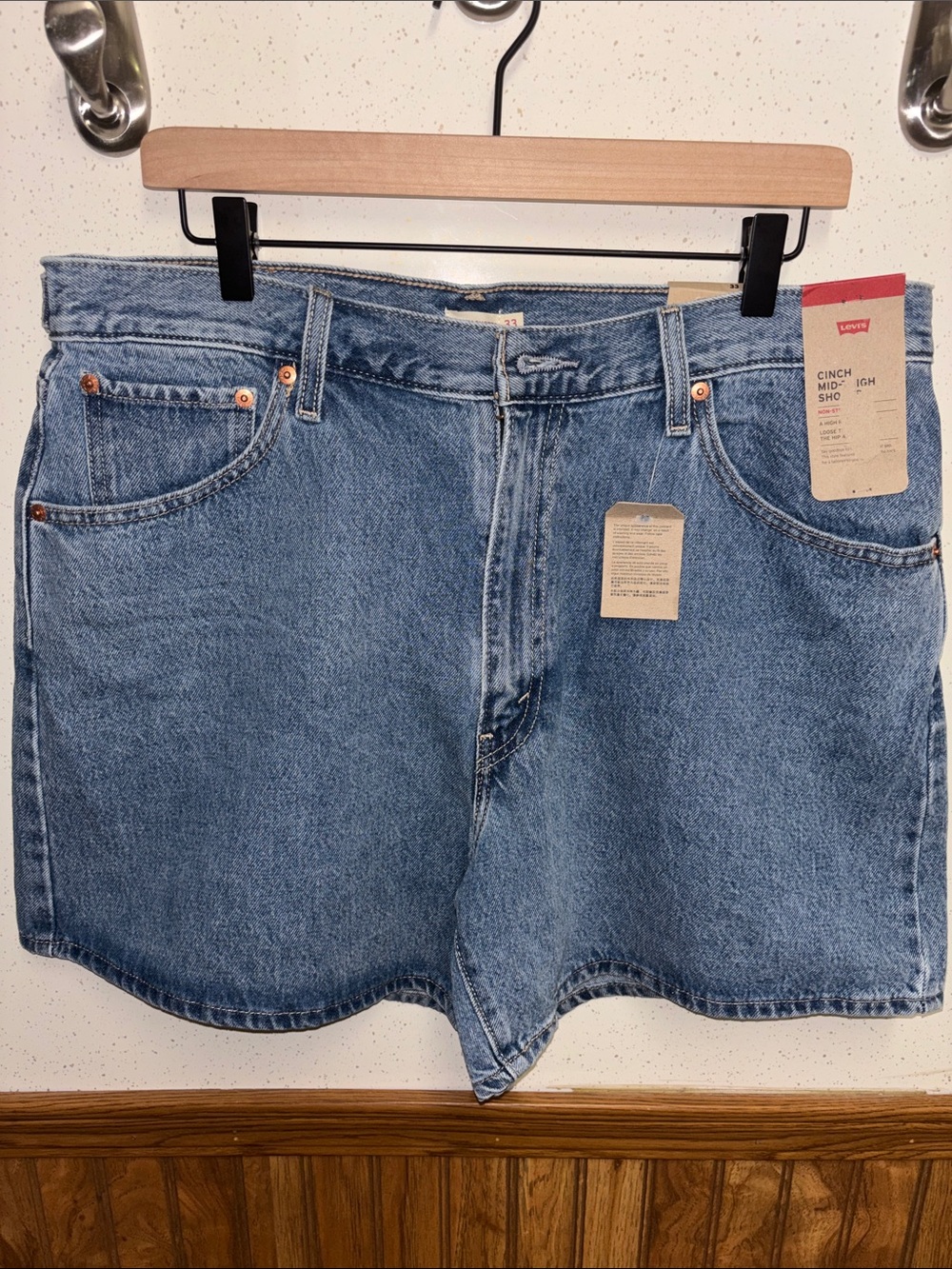 Levi's - Women’s Denim High-Waist Shorts NWT - size 33